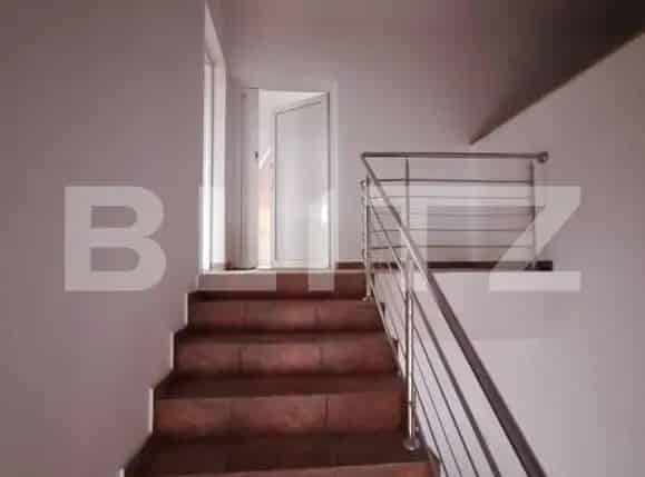 Vila pentru muncitori Timisoara 11-15 camere 11 bai 600mp