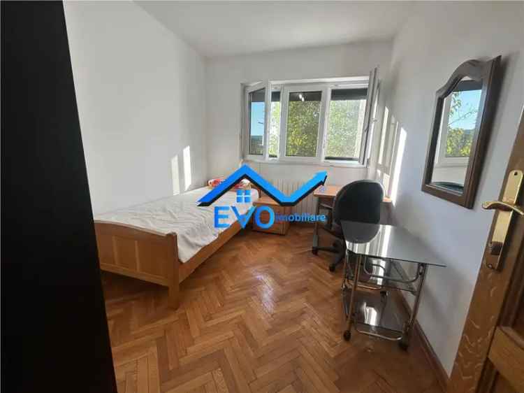 Apartament de inchiriat cu 4 camere, langa Procuratura, zona Centrala, 5 minute distanta de UMF