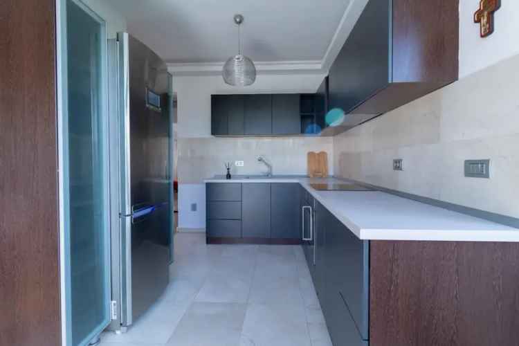 Inchiriere apartament duplex cu 3 camere in zona Barbu Vacarescu, parcare