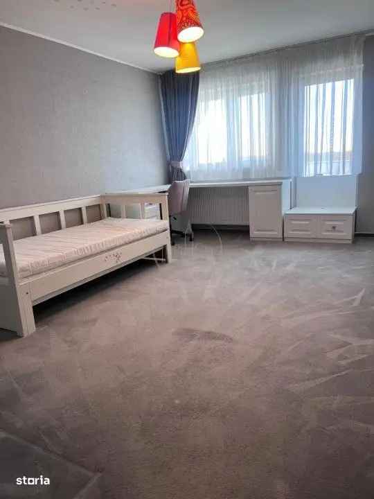 Vanzare apartament 3 camere cu 2 bai si 2 balcoane in Lazaret