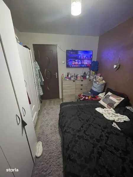 Vand apartament 2 camere in Prelungirea Traian cu garaj si parcare