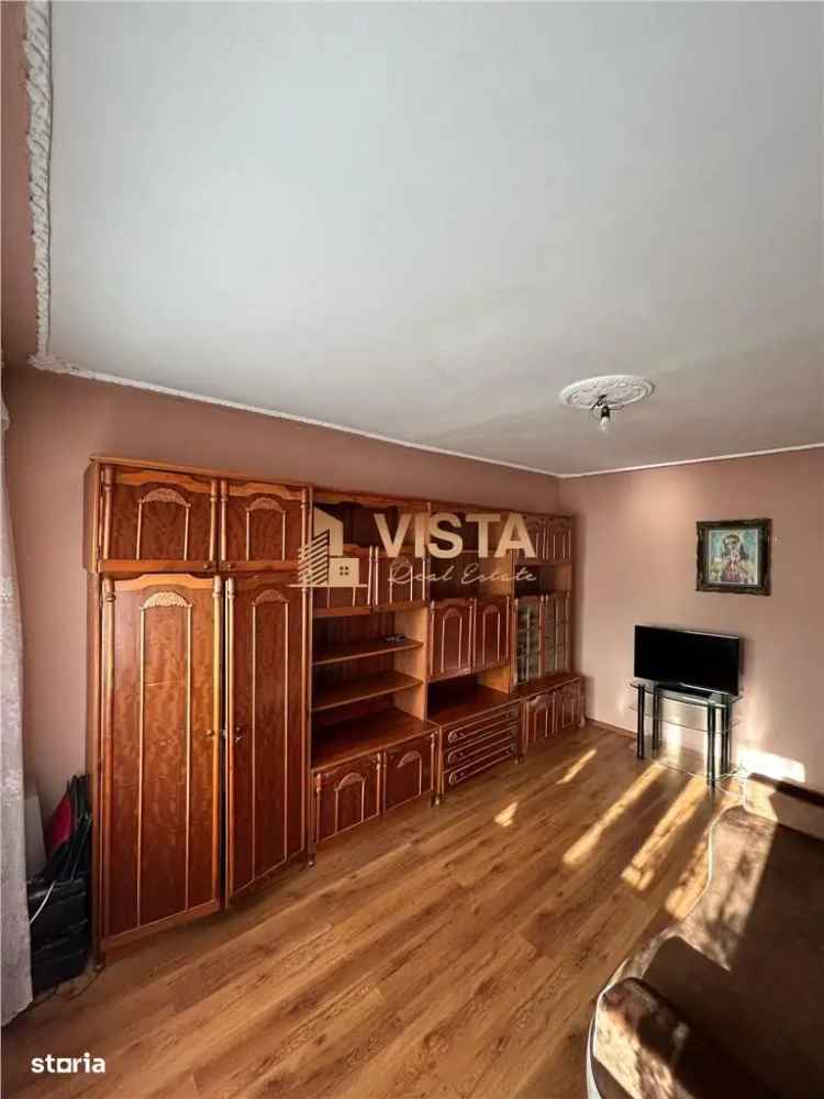 Vanzare apartament 2 camere etaj intermediar in Astra Brasov