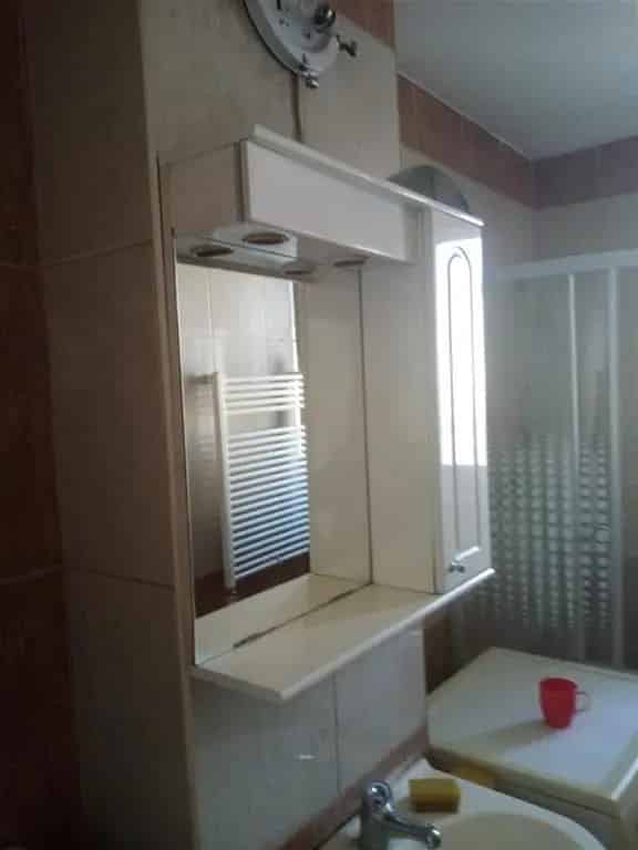Apartament, 3 camere decomandat, Bacau, zona Orizont