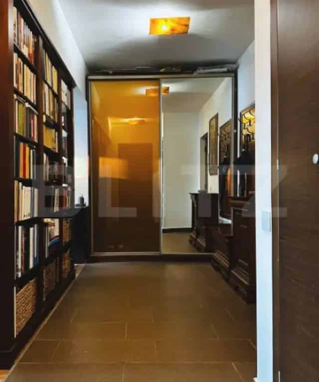 Apartament 2 camere 67 mp Terasa Etaj Intermediar Zona P
