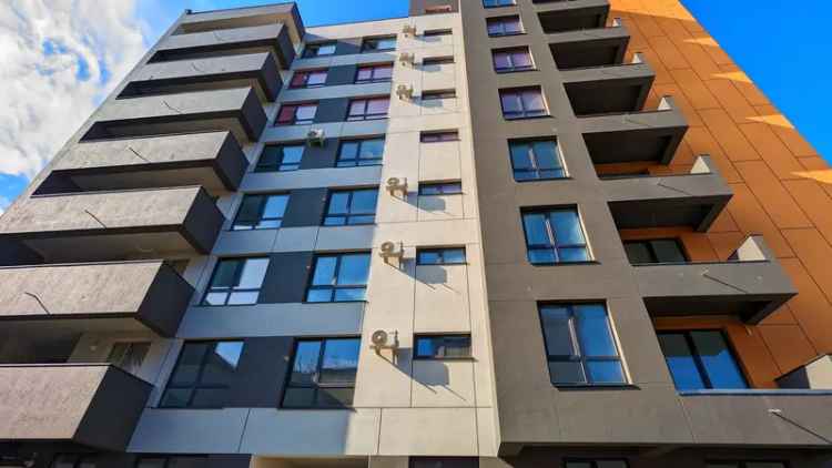 Apartament 3 camere, Piata Sudului, vedere Delta Vacaresti