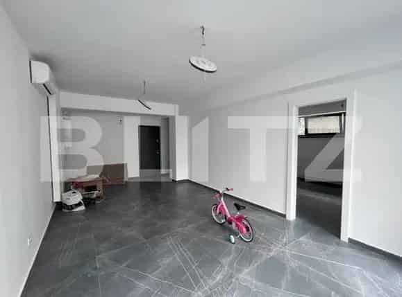 Apartament 2 camere Dezrobirii 48mp Parter Demisol