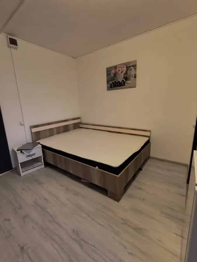 Garsoniera Aparatorii Patriei - 10 min Metrou