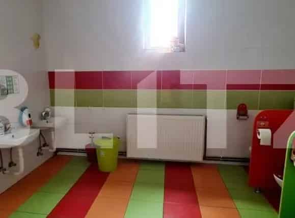 Casă individuală 310 mp Piața Cluj 11 camere