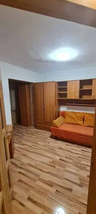 Apartament 3 camere Canta mobilat utilat balcon AC pet-friendly
