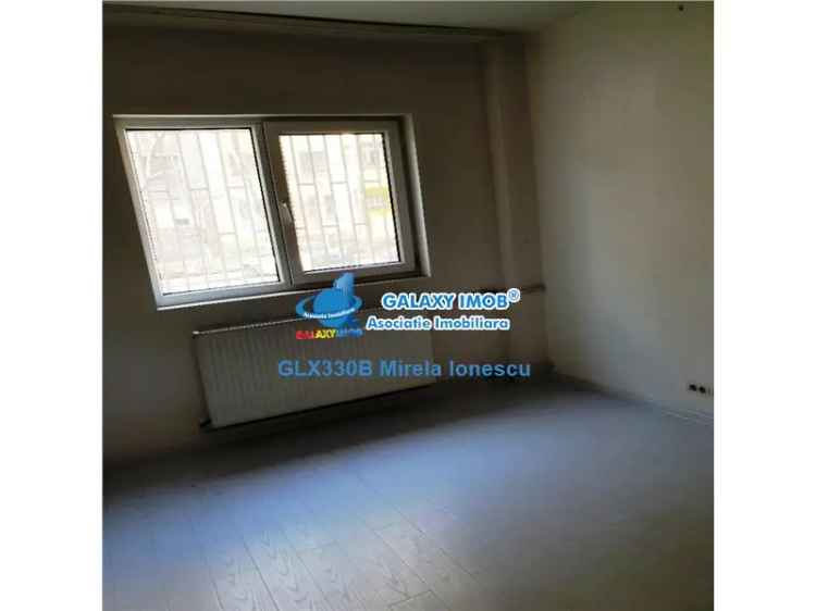 Vanzare apartament 3 camere Sebastian cu balcon inchis