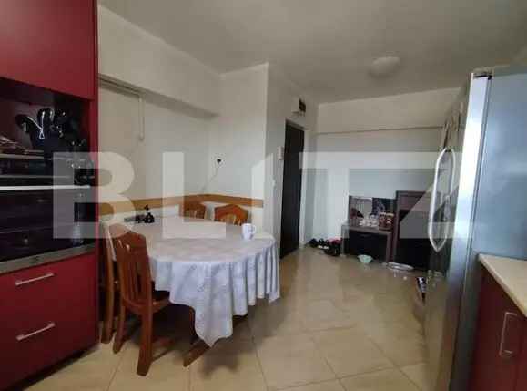 Apartament 3 camere, 65mp, priveliste fantastica, zona Turist