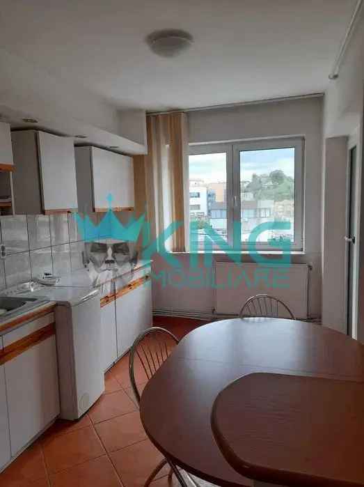 Inchiriere apartamente 4 camere Centru complet mobilat