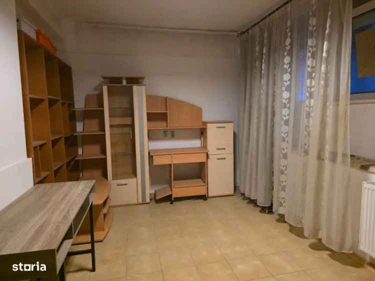 Apartament de vanzare Vasile Lascar semidecomandat 10 minute Universita