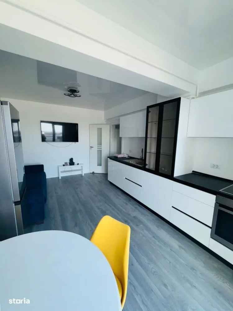 Vanzare apartament 3 camere Central Park cu loc de parcare si boxa