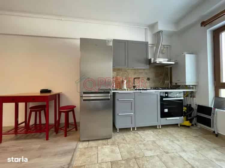 Apartament de vanzare 2 camere mobilat in zona Arghezi Park