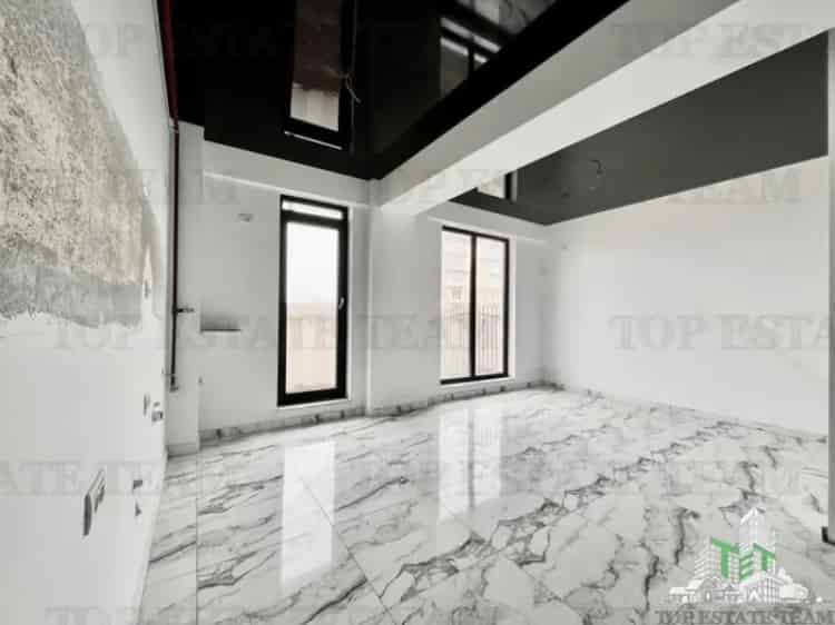 Apartament 2 camere langa mare cu gradina proprie