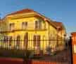 Vilă tip duplex potențial imens 2000 m² teren,piscină,cabană,Timisoara