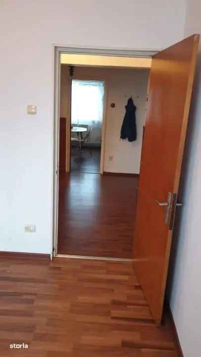 Vânzare apartamente 4 camere decomandat Calarasi Bariera