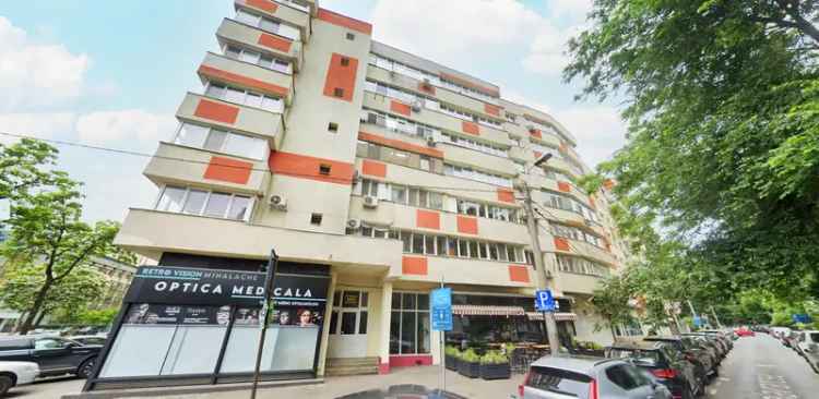 Apartament de vanzare 3 camere sector 1 Bucuresti cu balcon si lift