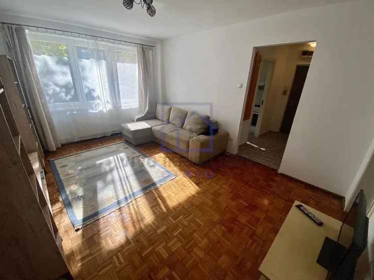 Apartament de inchiriat in Sibiu 3 camere,decomandat, zona Cedonia