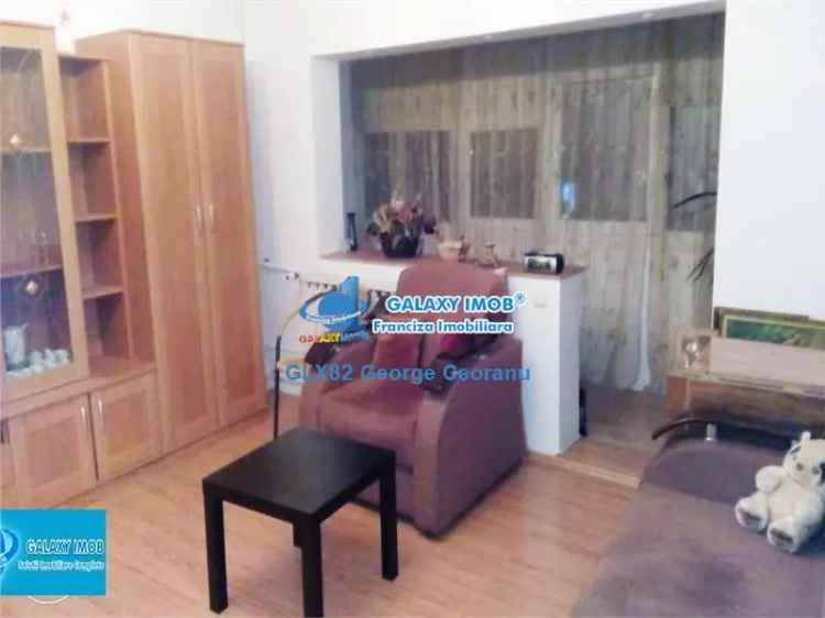 Inchiriere apartamente 3 camere Decebal Muncii cu balcon