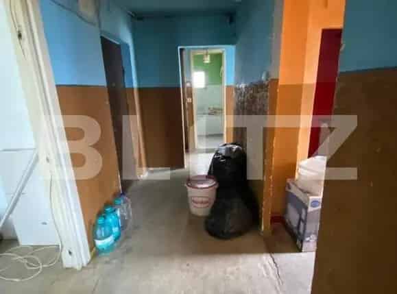 Apartament 3 camere decomandate zona centrala
