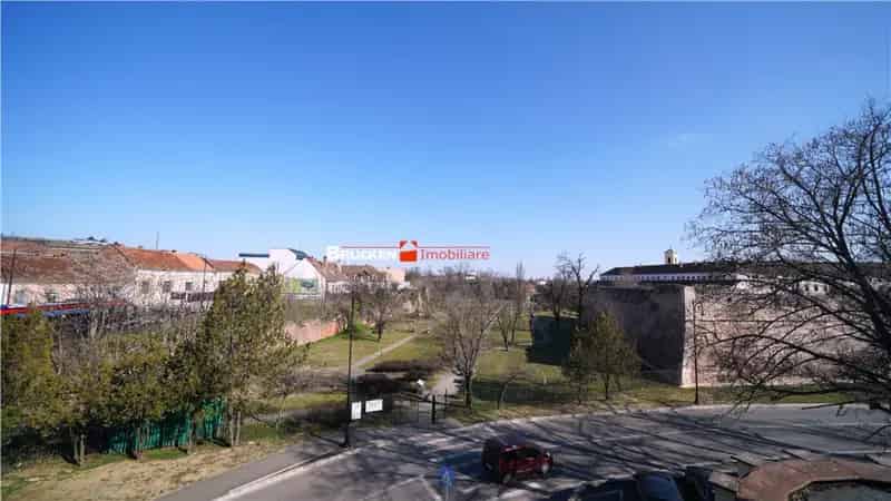 Apartament 4 Camere Centru Civic Oradea