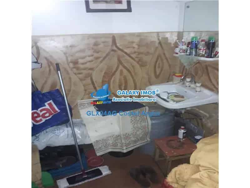 Apartament 3 camere Prundu Etaj 4 Renovari