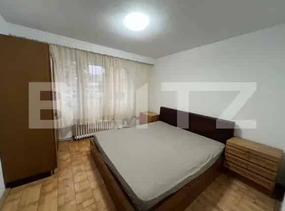 Apartament 3 camere decomandate zona Centrala