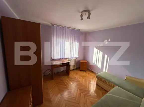 Apartament de inchiriat, cu 2 camere, 40 mp, zona centrala