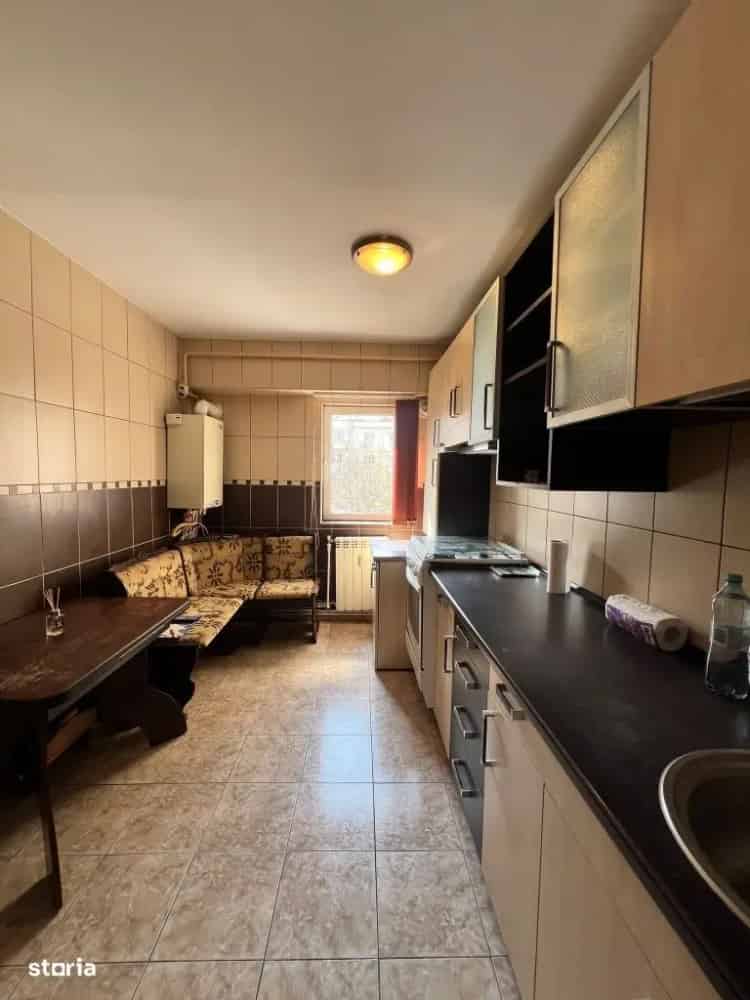 Apartament 2 camere decomandat Mazepa 2 Etaj 3