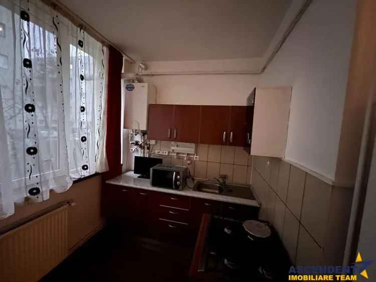 Vanzare apartamente semidecomandate cu un dormitor in zona centrala