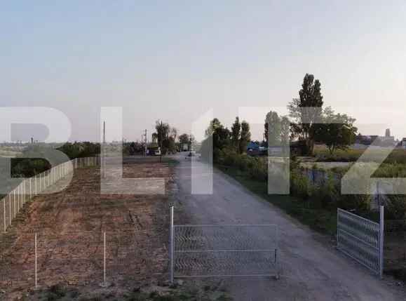 Teren 15851 mp , zona Bucov-Pleasa , Hala si spatiu birouri