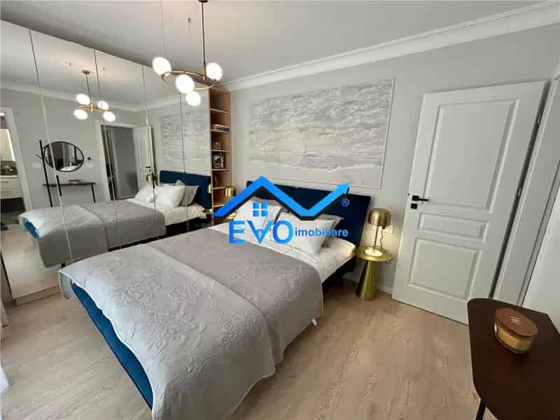 Apartament 3 camere Galata Complex Nou Comision 0