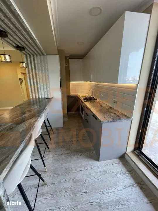 Apartament de vânzare 3 camere Delfinariu cu terasă și finisaje de lux