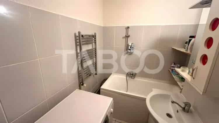 Apartament 2 camere Sibiu Vasile Aaron Decomandat 49mp Pivnita Balcon