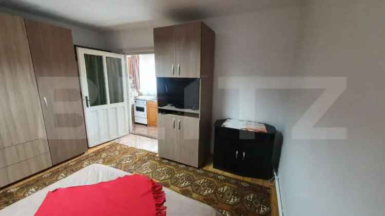 Inchiriere apartament cu 2 camere decomandat zona semicentrala