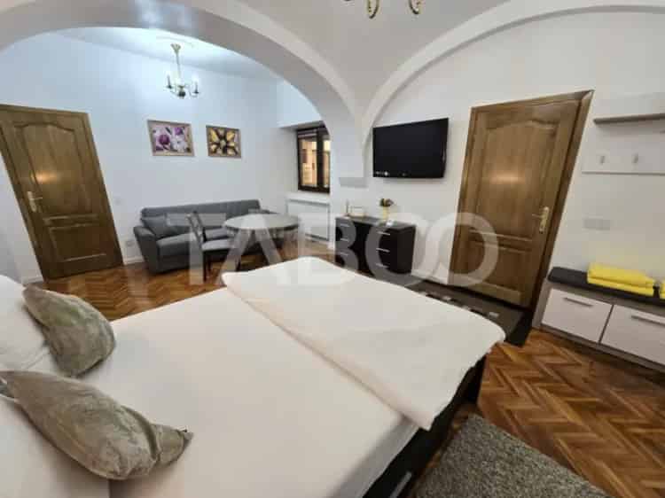 Apartament 3 camere Centrul Istoric Sibiu investitie hoteliera