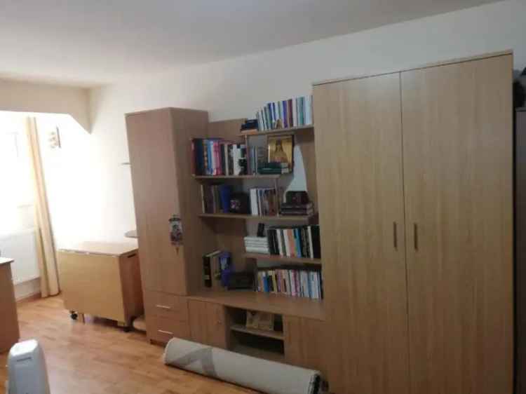 Vanzare apartamente garsoniera in zona Cetate