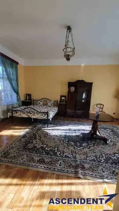 Casa Saseasca Vulcan Brasov Cu Sura 307mp