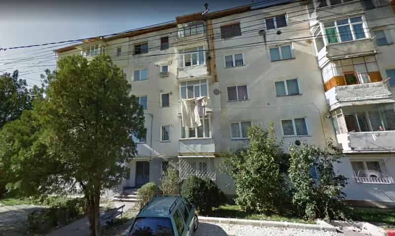 Apartament 2 camere Campulung Arges 37mp
