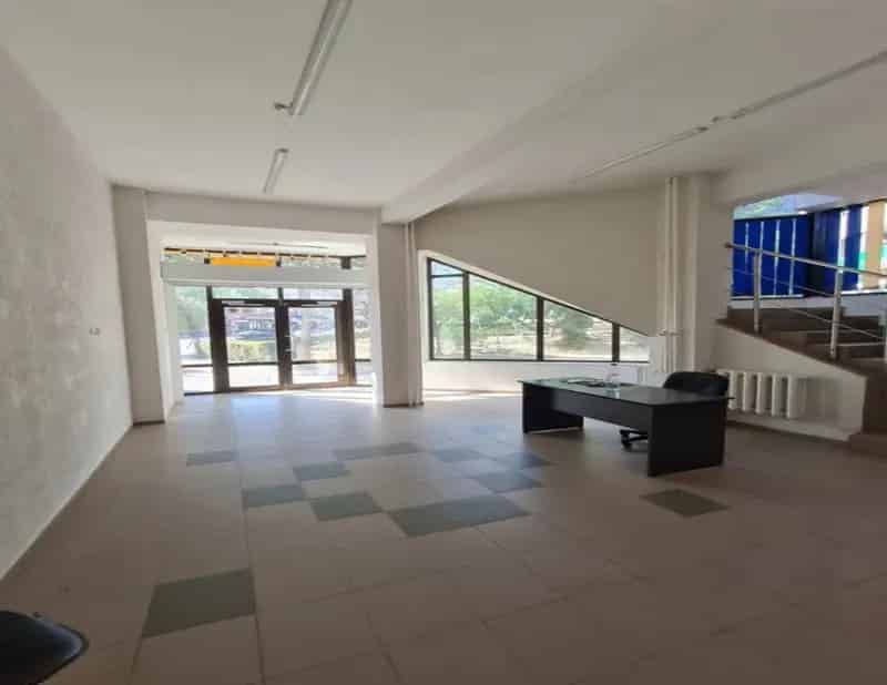 Spatiu Comercial Tomis III 30mp Chirie