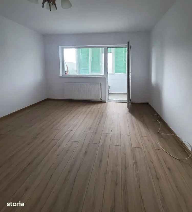 Vand apartamente cu 3 camere in Dambu Pietros cu confort 1