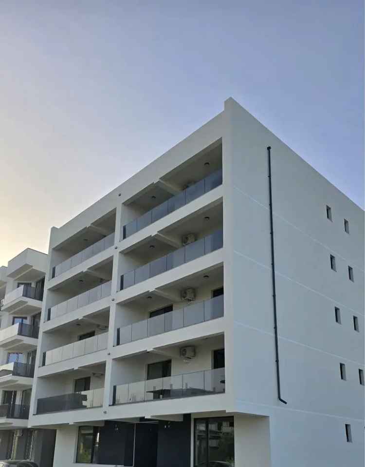 Vând apartamente 2 camere Mamaia Nord cu vedere la mare