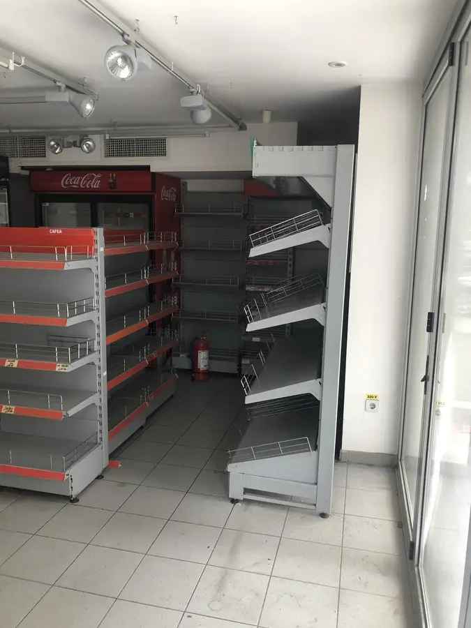 Vând spații comerciale Prelungirea Ghencea cu dotări moderne