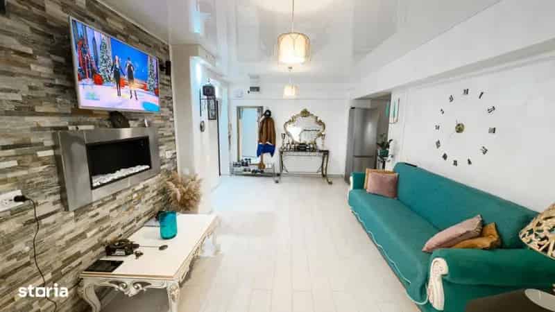 Apartament 2 camere decomandat Piata Centrala