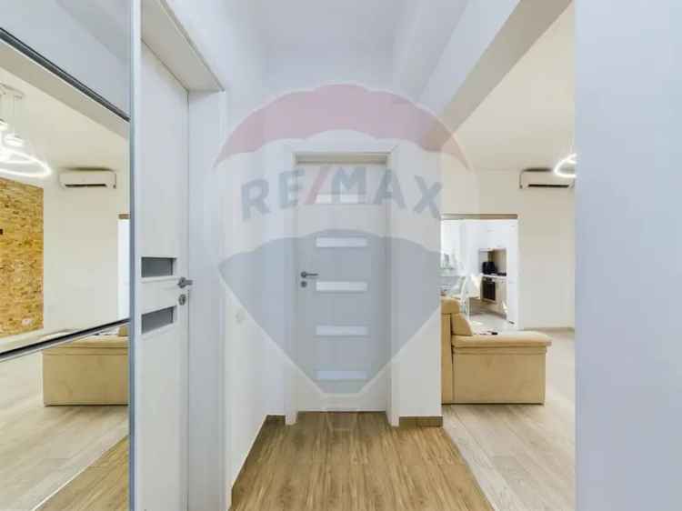 Apartament cu 2 camere de vânzare,cu parcare Tunari-Otop...