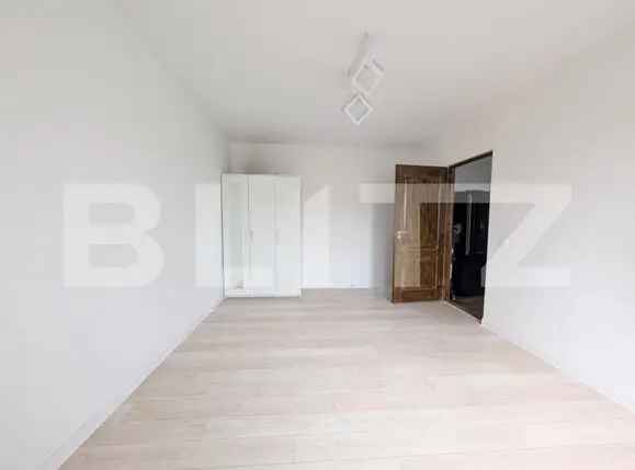 Apartament de vanzare, 2 camere decomadate, 48 mp, zona 9 Mai