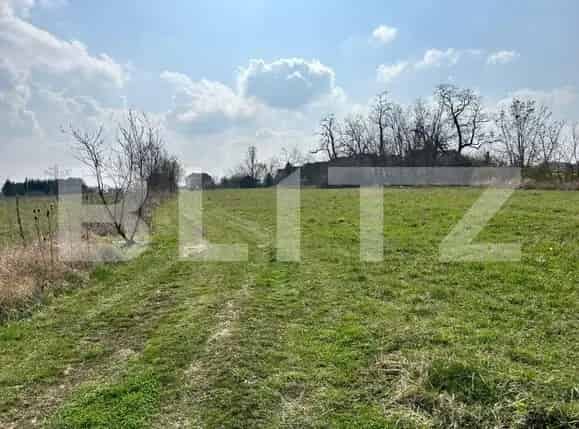 Doua parcele vanzare 900mp Floare de Colt
