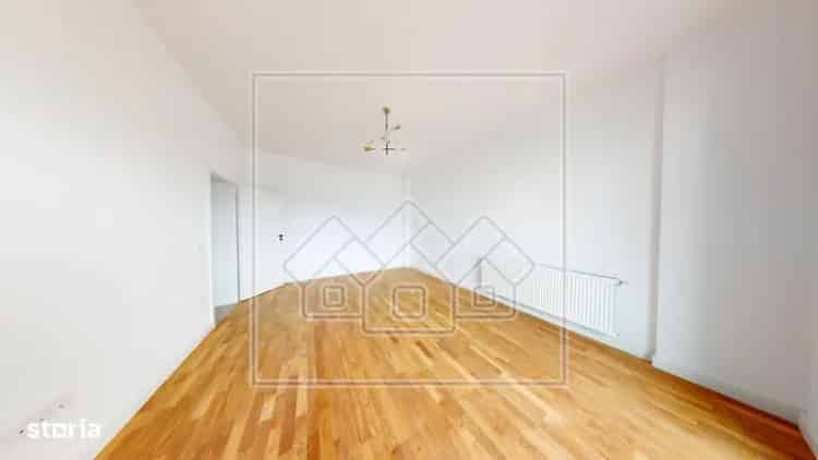 Ap decomandat, cu 2 camere, 60 mp utili + balcon - Ciresica